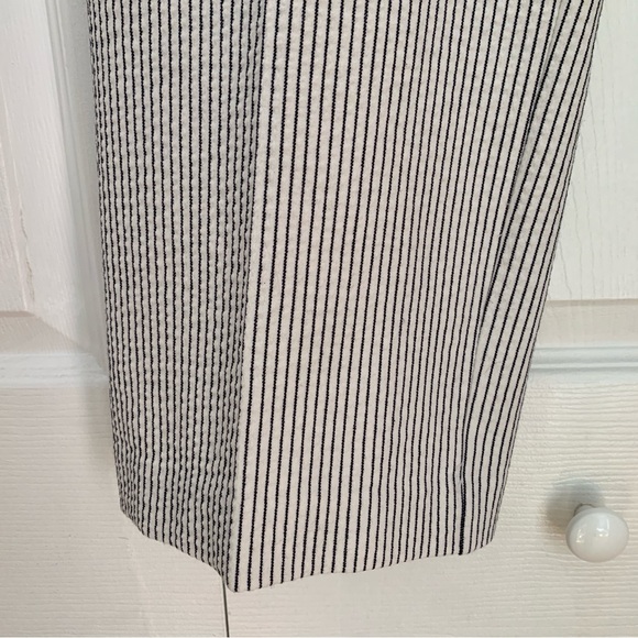 REITMANS Black and White Striped Cropped Pants Women’s Size 10 Regular - Picture 5 of 7
